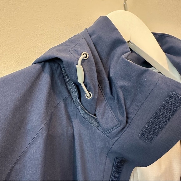 Peter Millar Water Resistant Windbreaker Rain Jacket Navy Crown Sport Small - Picture 16 of 16